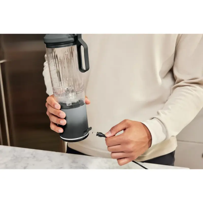 LICUADORA PORTÁTIL NINJA RECARGABLE BLAST COOL COLOR GREY BC251